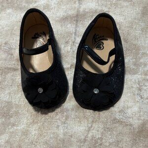 The Children's Place Black Sparkle Dress Shoes with Flower
